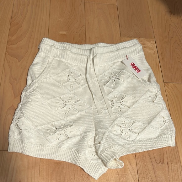 NWT Solid & Striped Knit Beach Shorts - Picture 2 of 4